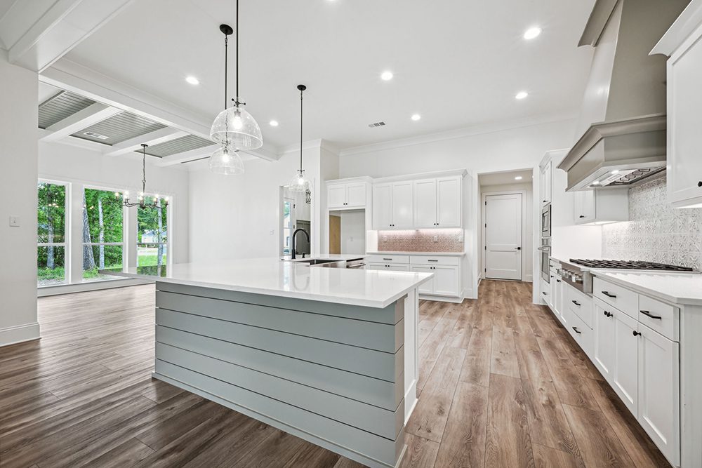 6-5048 Twin River Breakfast Room Kitchen View The open design provides a seamless flow into the adjacent dining and living areas, perfect for entertaining and everyday living.